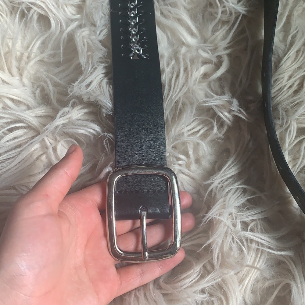 Belt - Picture 2 of 3